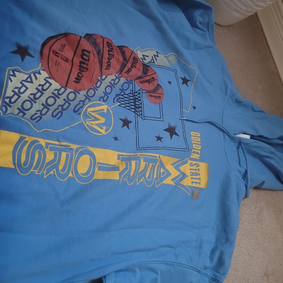 Man Hoodie - Picture 4 of 5